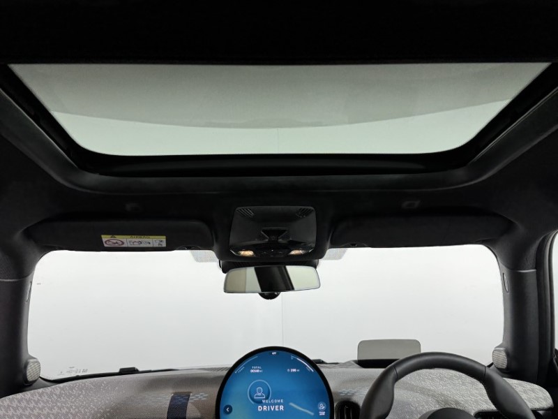 2025 (75) MINI COOPER 2.0 S Exclusive 3dr Auto 5277797