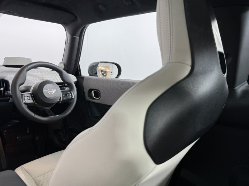 2025 (75) MINI COOPER 2.0 S Exclusive 3dr Auto 5277802