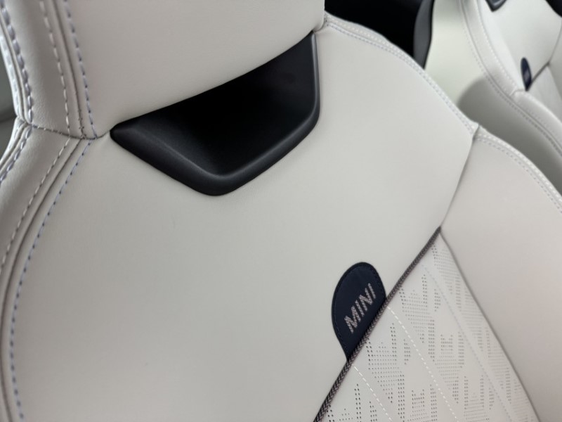 2025 (75) MINI COOPER 2.0 S Exclusive 3dr Auto 5277764