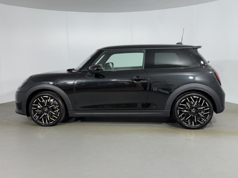 2025 (75) MINI COOPER 2.0 S Exclusive 3dr Auto 5277812