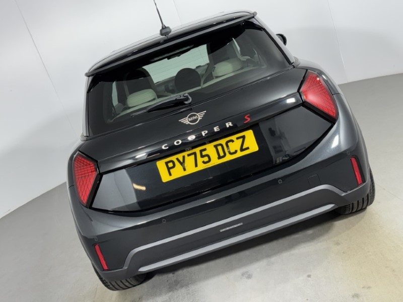2025 (75) MINI COOPER 2.0 S Exclusive 3dr Auto 5278990