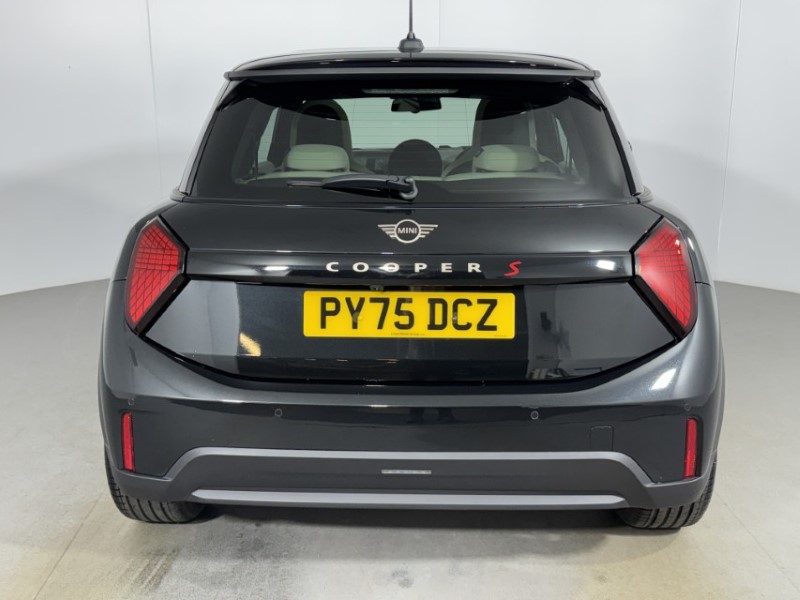 2025 (75) MINI COOPER 2.0 S Exclusive 3dr Auto 5277780