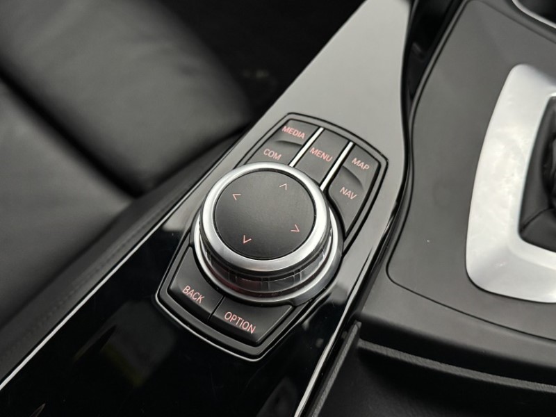 2018 (68) BMW 3 SERIES 320i xDrive M Sport Shadow Edition 4dr Step Auto 5239636