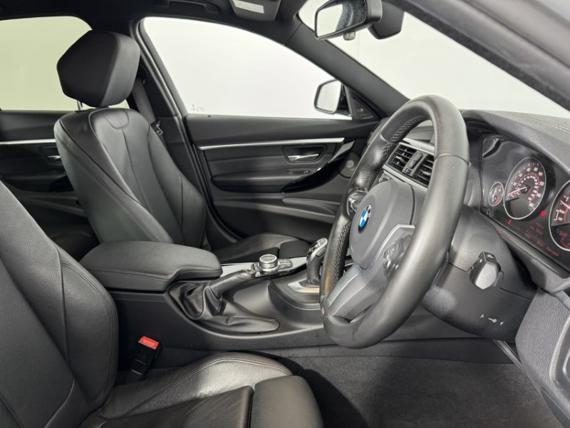 2018 (68) BMW 3 SERIES 320i xDrive M Sport Shadow Edition 4dr Step Auto 5239645