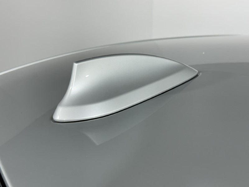 2018 (68) BMW 3 SERIES 320i xDrive M Sport Shadow Edition 4dr Step Auto 5239656