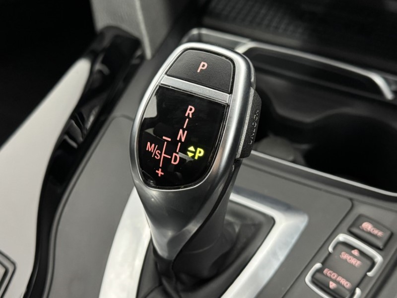 2018 (68) BMW 3 SERIES 320i xDrive M Sport Shadow Edition 4dr Step Auto 5239638