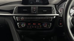 2018 (68) BMW 3 SERIES 320i xDrive M Sport Shadow Edition 4dr Step Auto 5239629