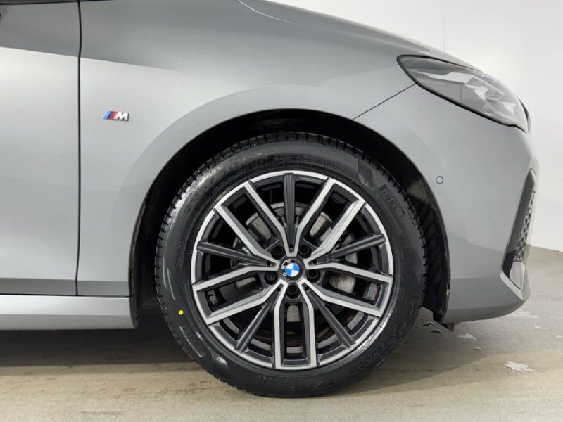 2023 (23) BMW 2 SERIES 220i MHT M Sport 5dr DCT 5236400