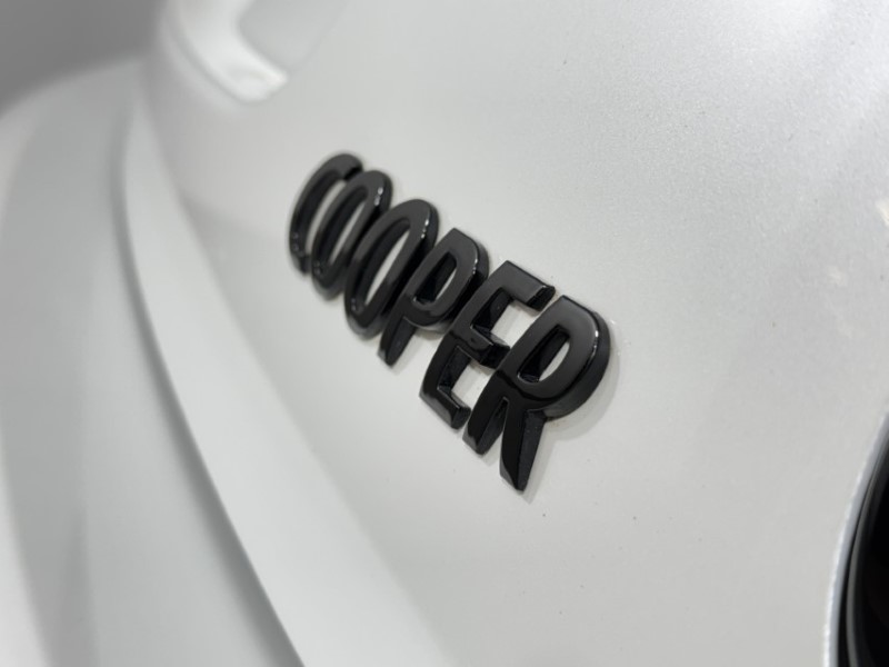 2023 (73) MINI HATCHBACK 1.5 Cooper Sport Premium 5dr Auto 5298812