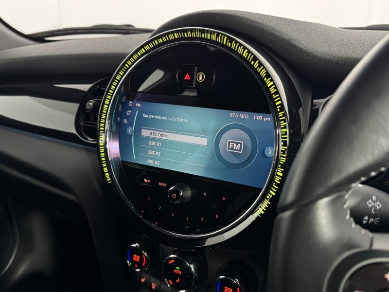 2023 (73) MINI HATCHBACK 1.5 Cooper Sport Premium 5dr Auto 5298794