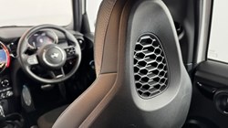 2023 (73) MINI HATCHBACK 1.5 Cooper Sport Premium 5dr Auto 5298777