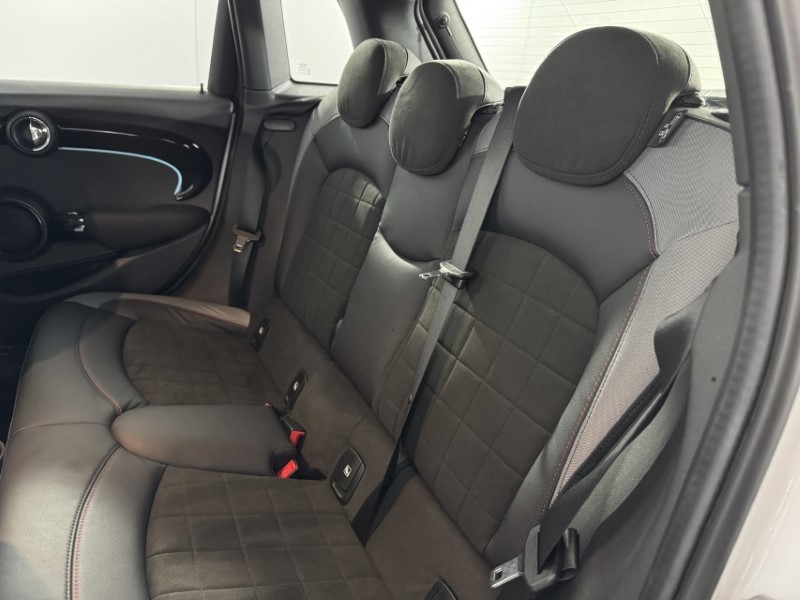 2023 (73) MINI HATCHBACK 1.5 Cooper Sport Premium 5dr Auto 5298776