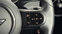 2023 (73) MINI HATCHBACK 1.5 Cooper Sport Premium 5dr Auto 5298784