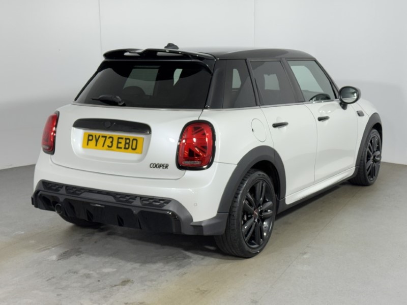 2023 (73) MINI HATCHBACK 1.5 Cooper Sport Premium 5dr Auto 5298864