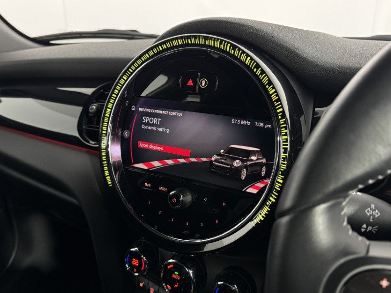2023 (73) MINI HATCHBACK 1.5 Cooper Sport Premium 5dr Auto 5298797