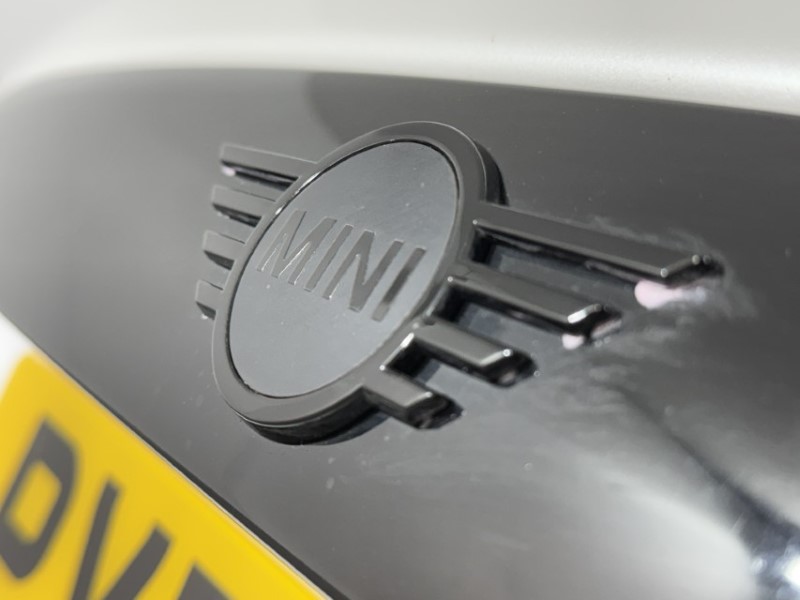 2023 (73) MINI HATCHBACK 1.5 Cooper Sport Premium 5dr Auto 5298813