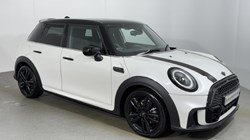 2023 (73) MINI HATCHBACK 1.5 Cooper Sport Premium 5dr Auto 5298875