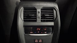 2025 (75) BMW 3 SERIES 320i M Sport 5dr Step Auto 5332650