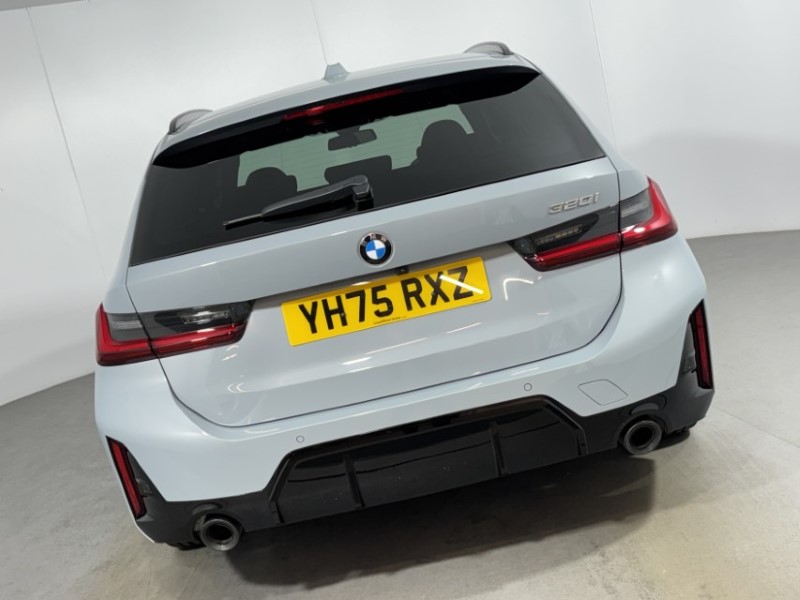 2025 (75) BMW 3 SERIES 320i M Sport 5dr Step Auto 5332674