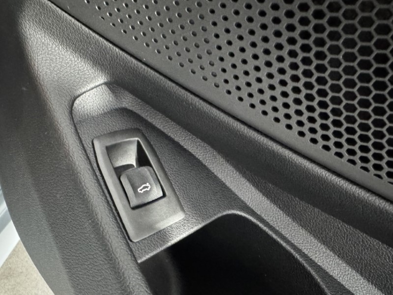 2025 (75) BMW 3 SERIES 320i M Sport 5dr Step Auto 5332628