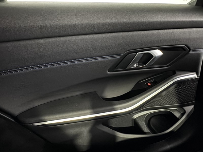 2025 (75) BMW 3 SERIES 320i M Sport 5dr Step Auto 5332652