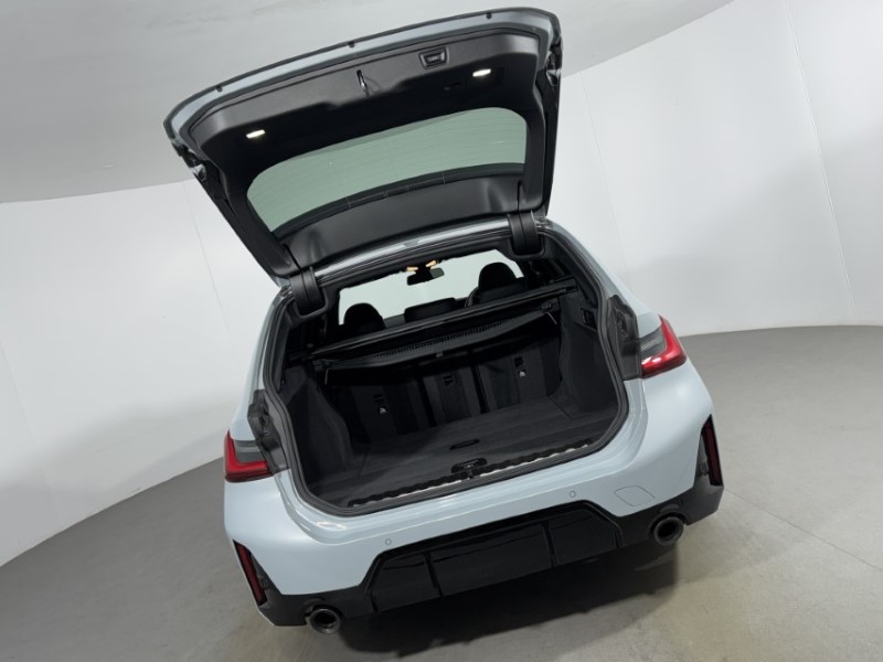 2025 (75) BMW 3 SERIES 320i M Sport 5dr Step Auto 5332646