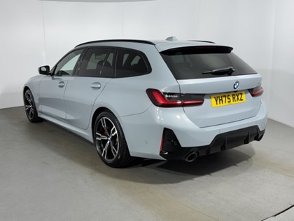 2025 (75) BMW 3 SERIES 320i M Sport 5dr Step Auto