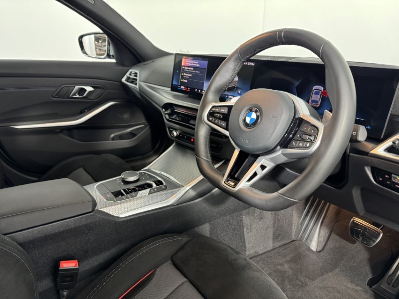 2025 (75) BMW 3 SERIES 320i M Sport 5dr Step Auto 5332623