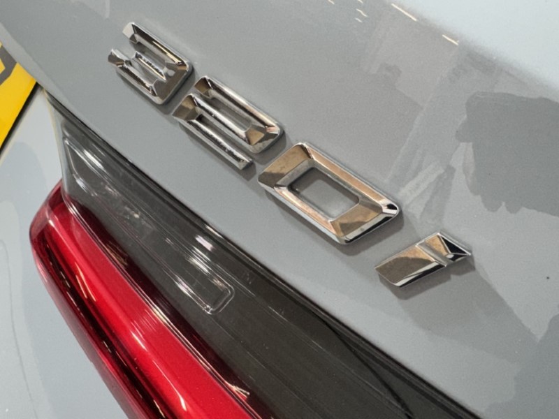 2025 (75) BMW 3 SERIES 320i M Sport 5dr Step Auto 5332640