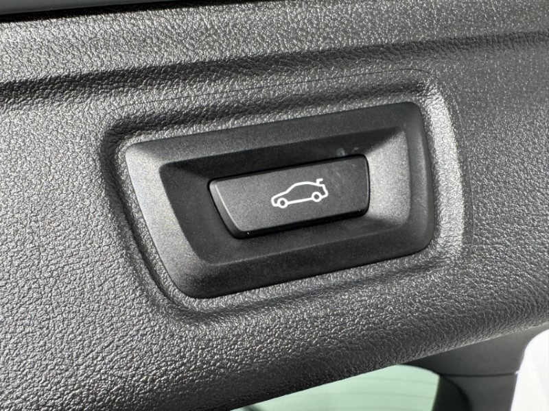 2025 (75) BMW 3 SERIES 320i M Sport 5dr Step Auto 5332647