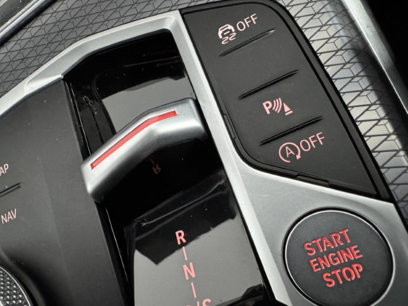 2025 (75) BMW 3 SERIES 320i M Sport 5dr Step Auto 5332608