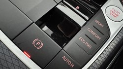 2025 (75) BMW 3 SERIES 320i M Sport 5dr Step Auto 5332607