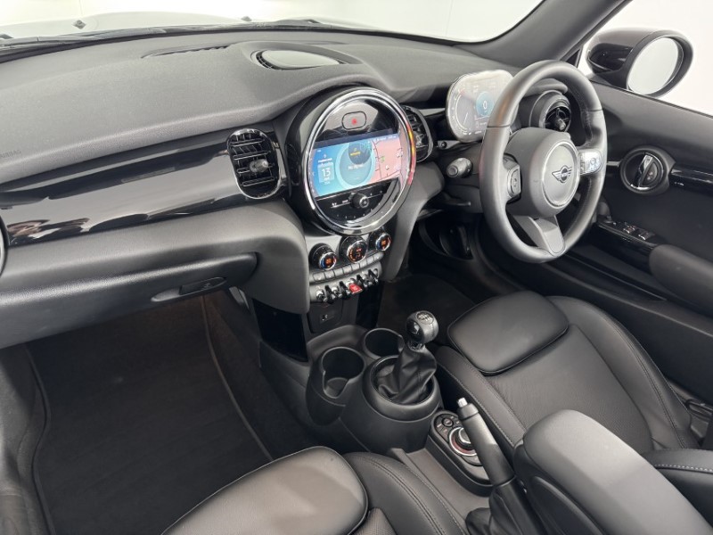 2021 (21) MINI CONVERTIBLE 1.5 Cooper Classic 2dr 5286693