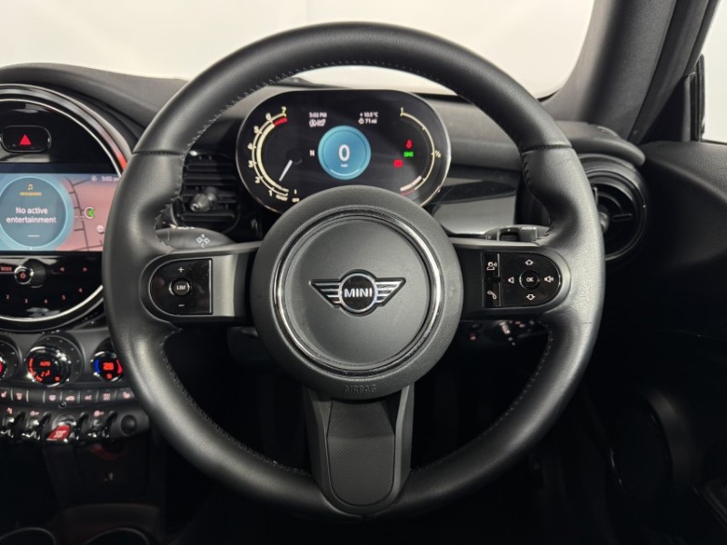 2021 (21) MINI CONVERTIBLE 1.5 Cooper Classic 2dr 5286645