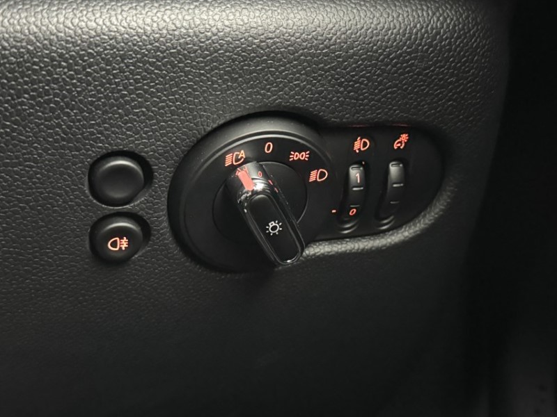 2021 (21) MINI CONVERTIBLE 1.5 Cooper Classic 2dr 5286653