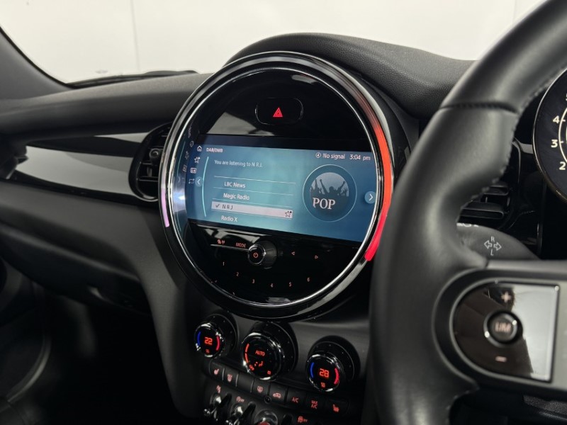 2021 (21) MINI CONVERTIBLE 1.5 Cooper Classic 2dr 5286659