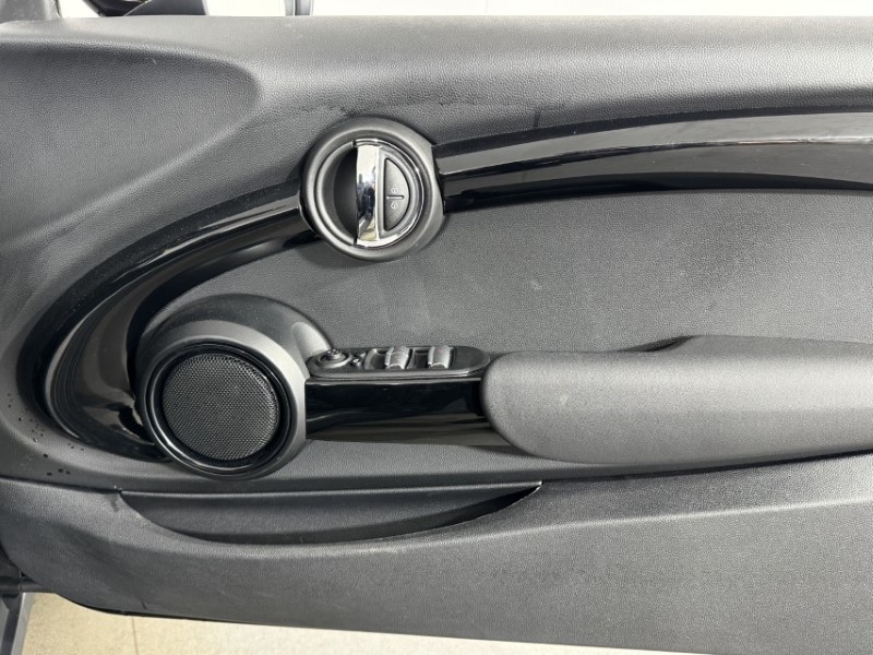 2021 (21) MINI CONVERTIBLE 1.5 Cooper Classic 2dr 5286665