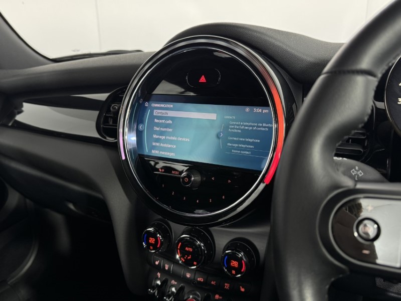 2021 (21) MINI CONVERTIBLE 1.5 Cooper Classic 2dr 5286656