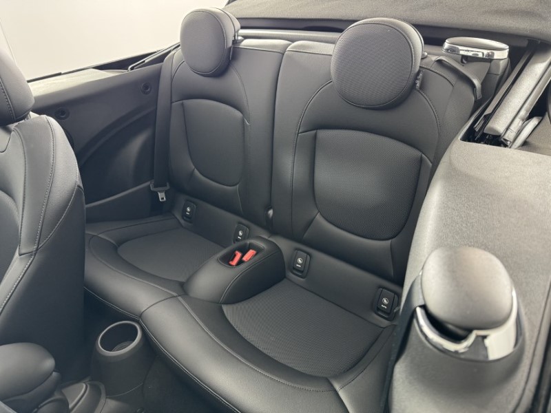 2021 (21) MINI CONVERTIBLE 1.5 Cooper Classic 2dr 5286690