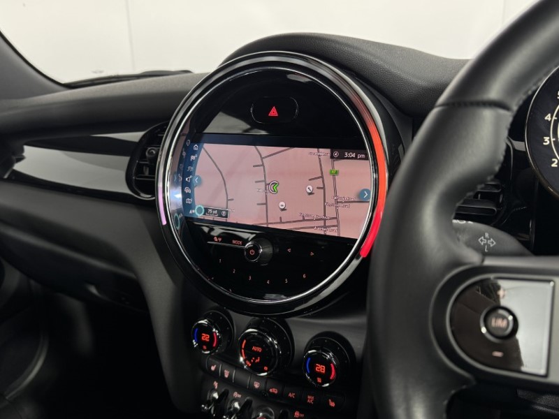 2021 (21) MINI CONVERTIBLE 1.5 Cooper Classic 2dr 5286657