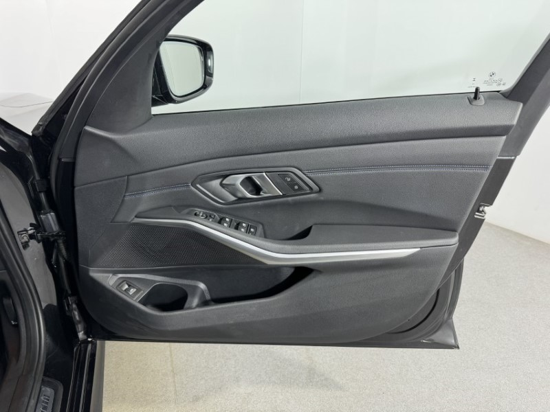 2025 (75) BMW 3 SERIES 320i M Sport 5dr Step Auto 5339297