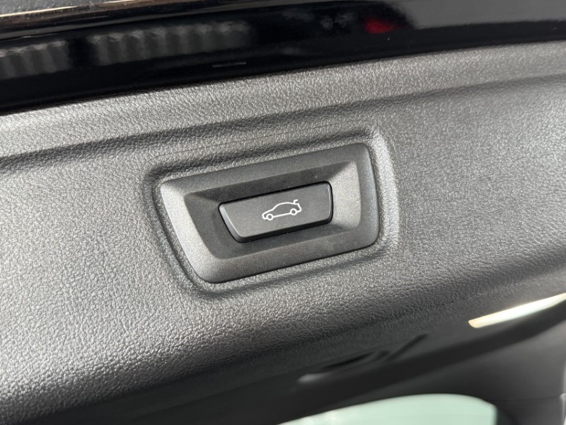 2025 (75) BMW 3 SERIES 320i M Sport 5dr Step Auto 5339312