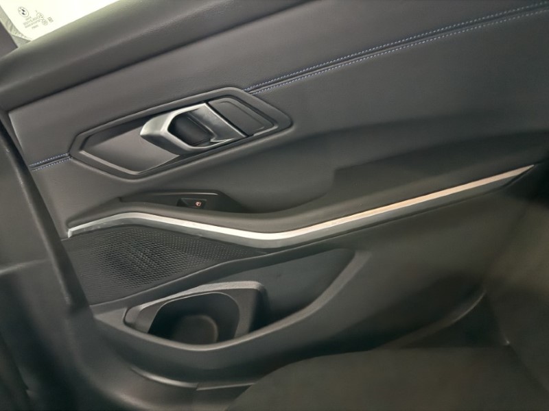 2025 (75) BMW 3 SERIES 320i M Sport 5dr Step Auto 5339319