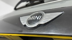 2017 (67) MINI HATCHBACK 1.5 Cooper 3dr 5257519