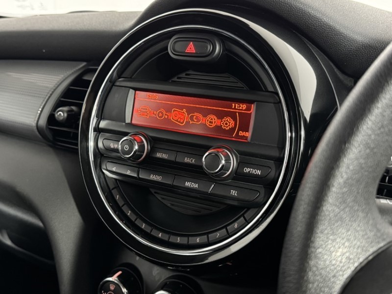 2017 (67) MINI HATCHBACK 1.5 Cooper 3dr 5257504