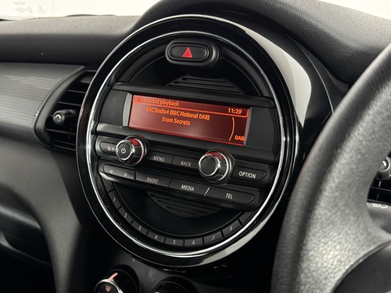 2017 (67) MINI HATCHBACK 1.5 Cooper 3dr 5257503