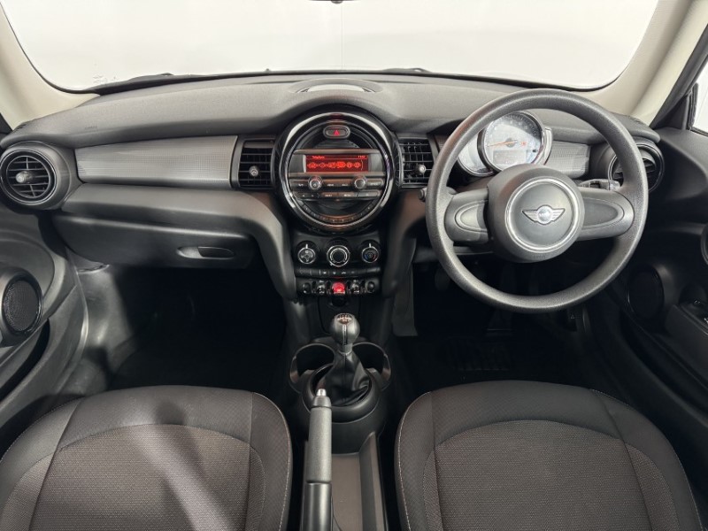 2017 (67) MINI HATCHBACK 1.5 Cooper 3dr 5257537