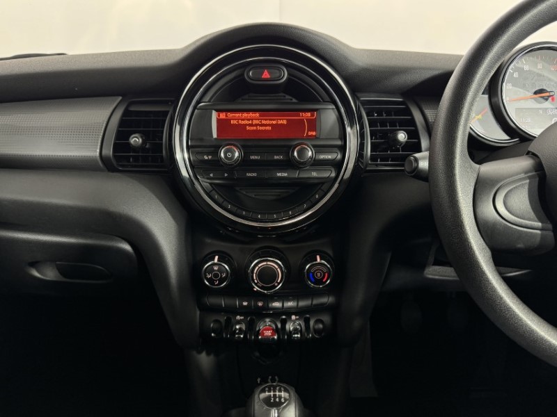 2017 (67) MINI HATCHBACK 1.5 Cooper 3dr 5257496