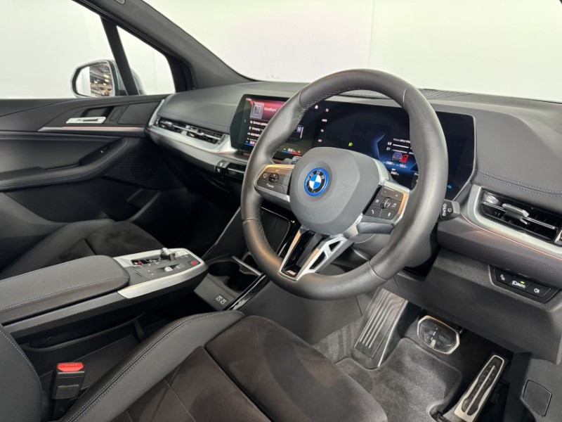 2023 (72) BMW 2 SERIES 230e xDrive M Sport 5dr DCT 5294525