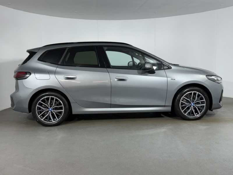 2023 (72) BMW 2 SERIES 230e xDrive M Sport 5dr DCT 5294588